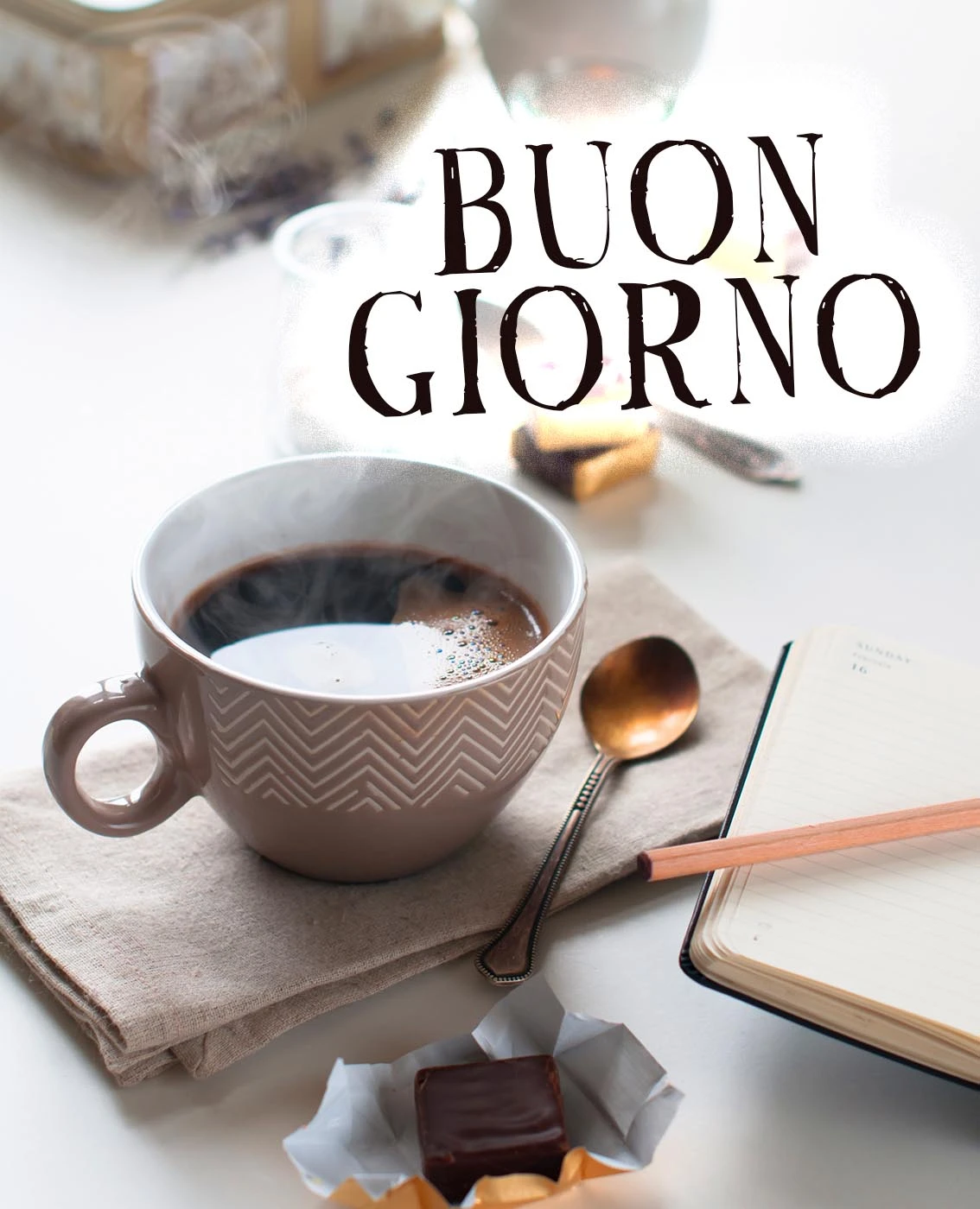 Buon giorno con tazzina di caffè Buon giorno con tazzina di caffè