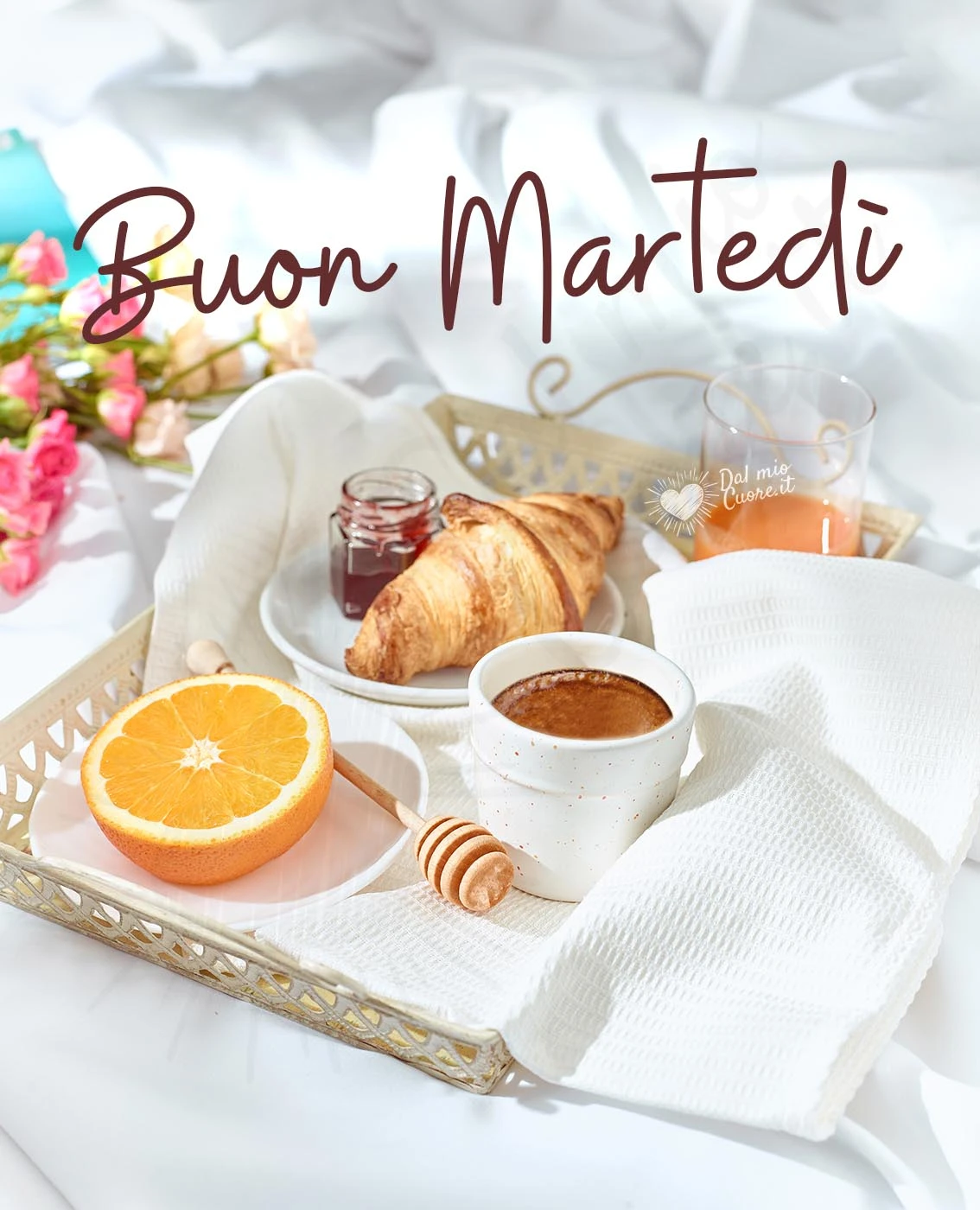 Buon Martedì con colazione a letto