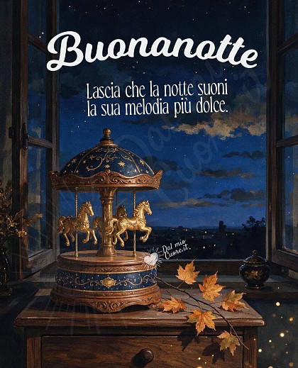 Un antico carillon in legno intagliato con cavallini dorati e dettagli celesti su un davanzale, davanti a una finestra aperta sul cielo notturno e la scritta BUONANOTTE.