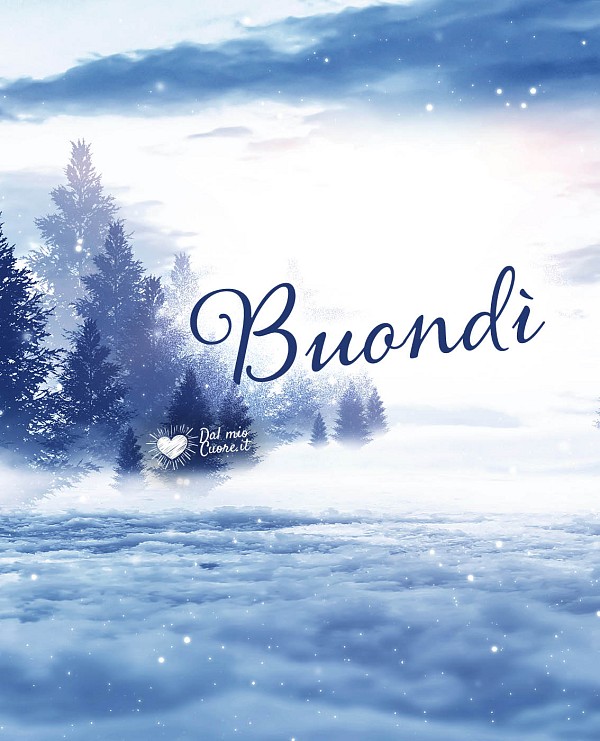 Buondì invernale con neve in montagna