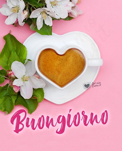 Buongiorno con tazzina di caffè a forma di cuore