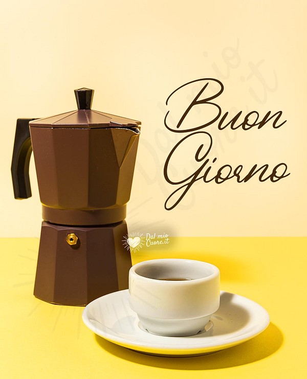 Buon giorno con moka e caffè