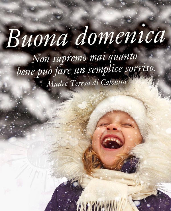 Buona domenica con frase sul sorriso