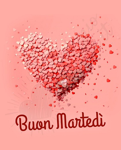 Buon martedì con cuore fatto di petali